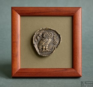 Сова-монета (в багете) (Ан-89-223)